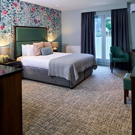 Mandolay Hotel Guildford Bagian luar foto
