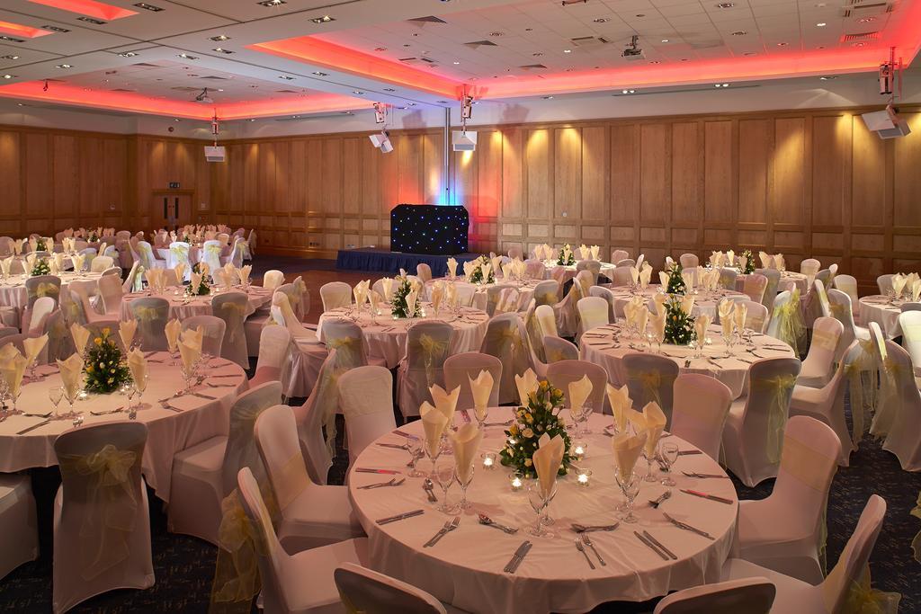 Mandolay Hotel Guildford Bagian luar foto