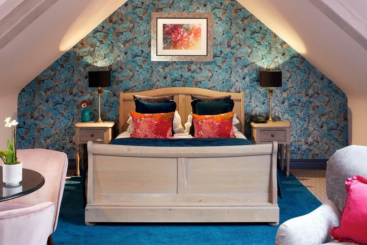 Mandolay Hotel Guildford Bagian luar foto